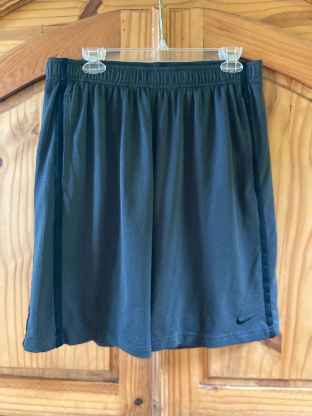 Men Nike black gray mesh athletic shorts size XL
